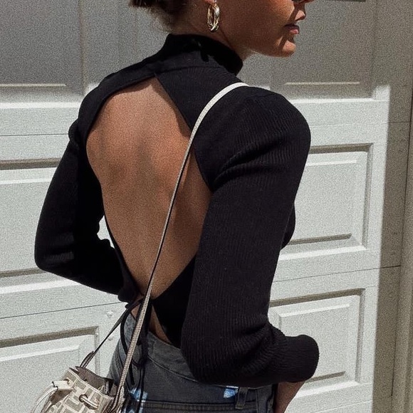 CAMILA COELHO Ribbed Knit Cropped M Black Cutout Open Back Mock Neck Long Sleeve - Picture 2 of 15